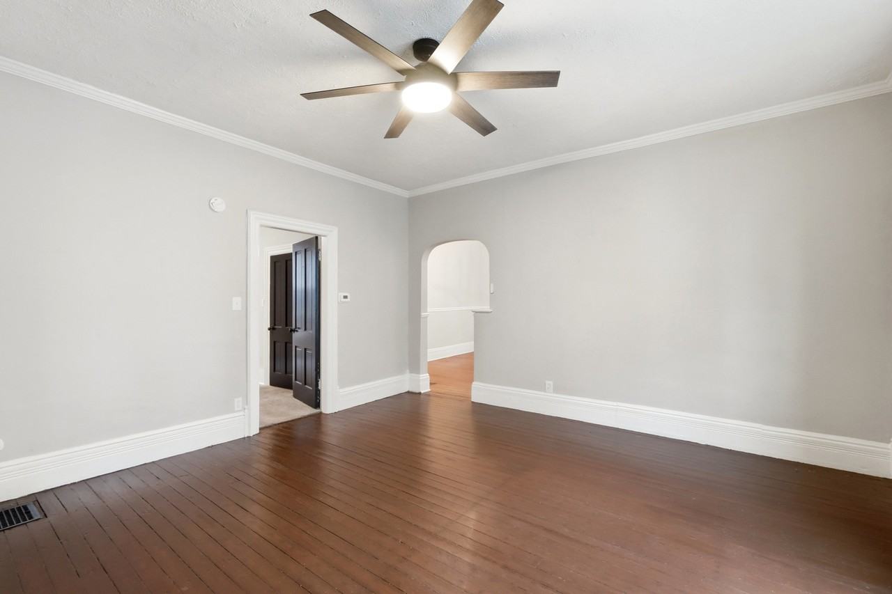 334 West 9th Street - 1Unit 1 #1 - Photo 6 of 24
