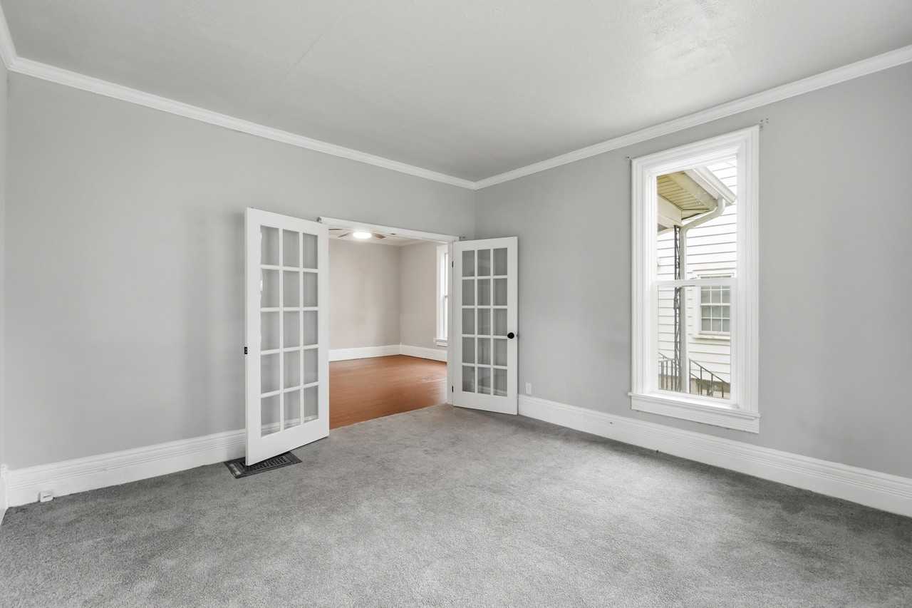 334 West 9th Street - 1Unit 1 #1 - Photo 7 of 24