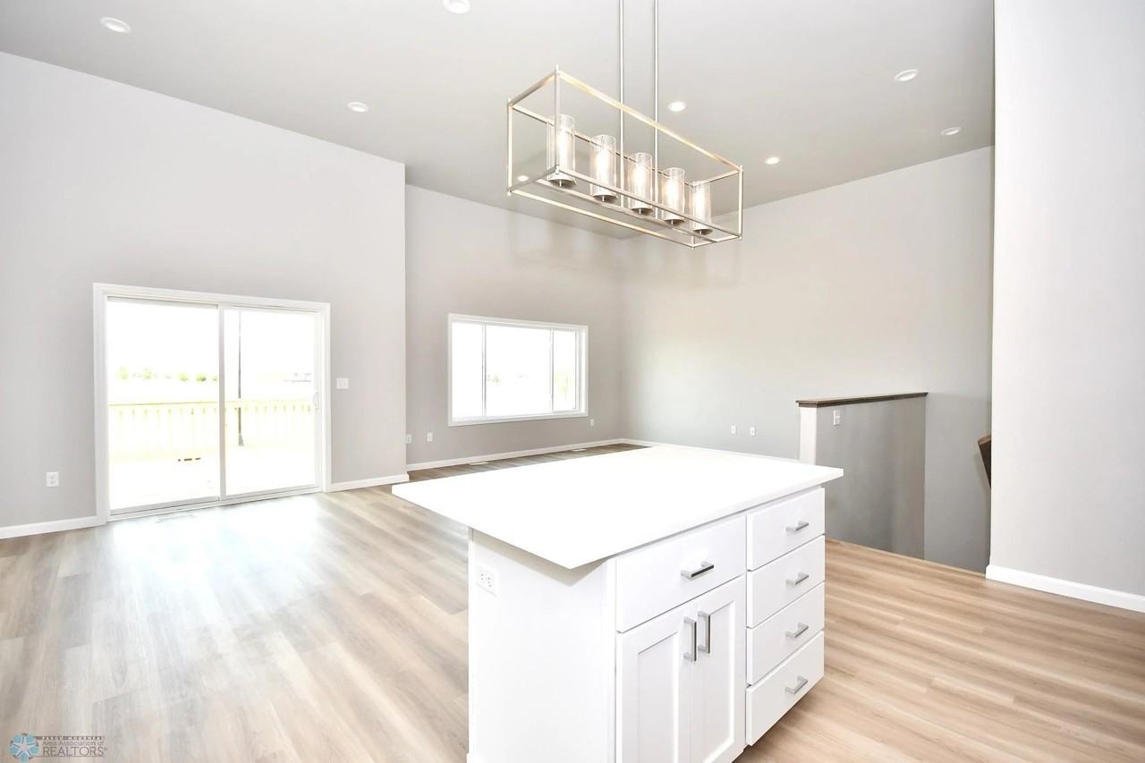 3728 33rd St S #1 - Photo 5 of 15