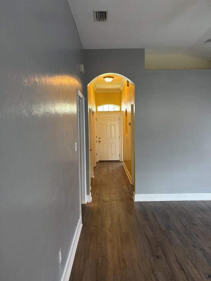 5261 Montejo Dr - Photo 5 of 29