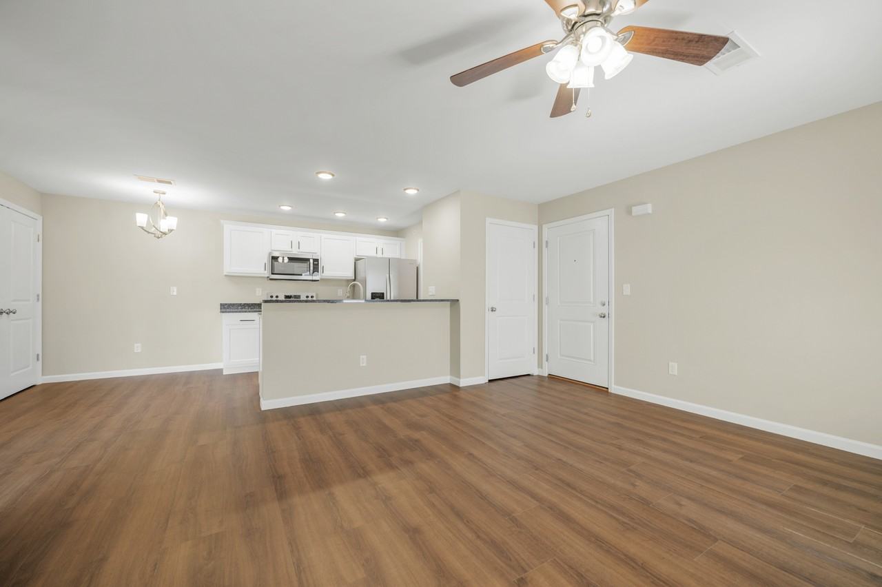 2309 Lantern Ridge Dr #16 - Photo 4 of 30
