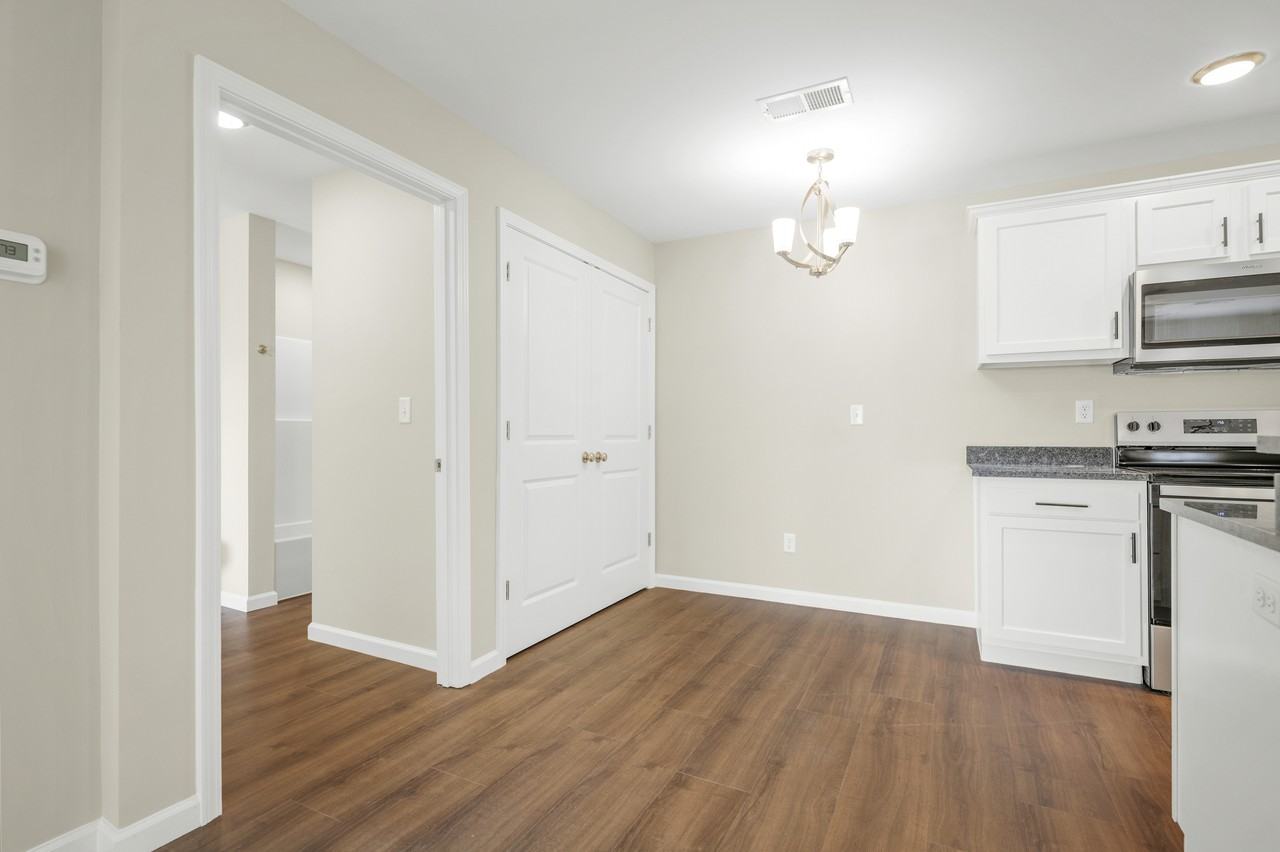 2309 Lantern Ridge Dr #16 - Photo 6 of 30