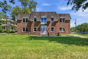 featured image of 4804 Calvert Rd #3
