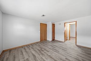 featured image of 5430 Ervin St #3