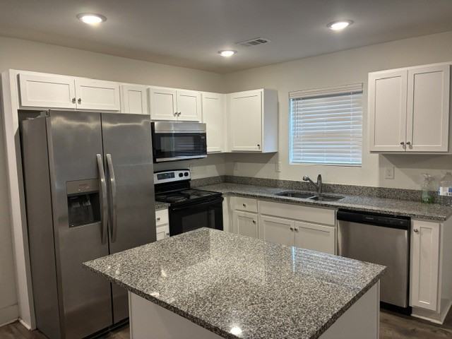 517 S Forest Ave #517 - Photo 4 of 18