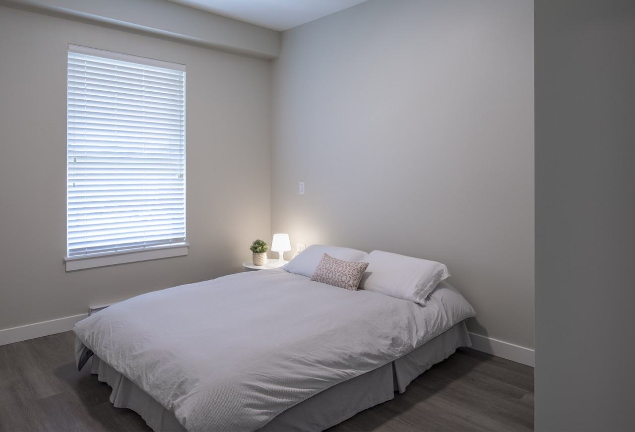 75 Southwest Marine Drive #604 - Photo 6 of 11