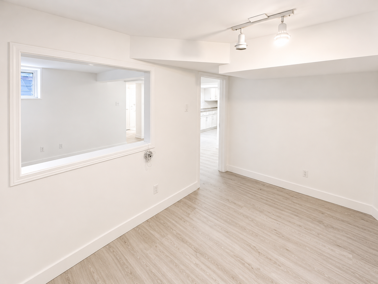 171 Bay Street South #4 - Photo 7 of 10