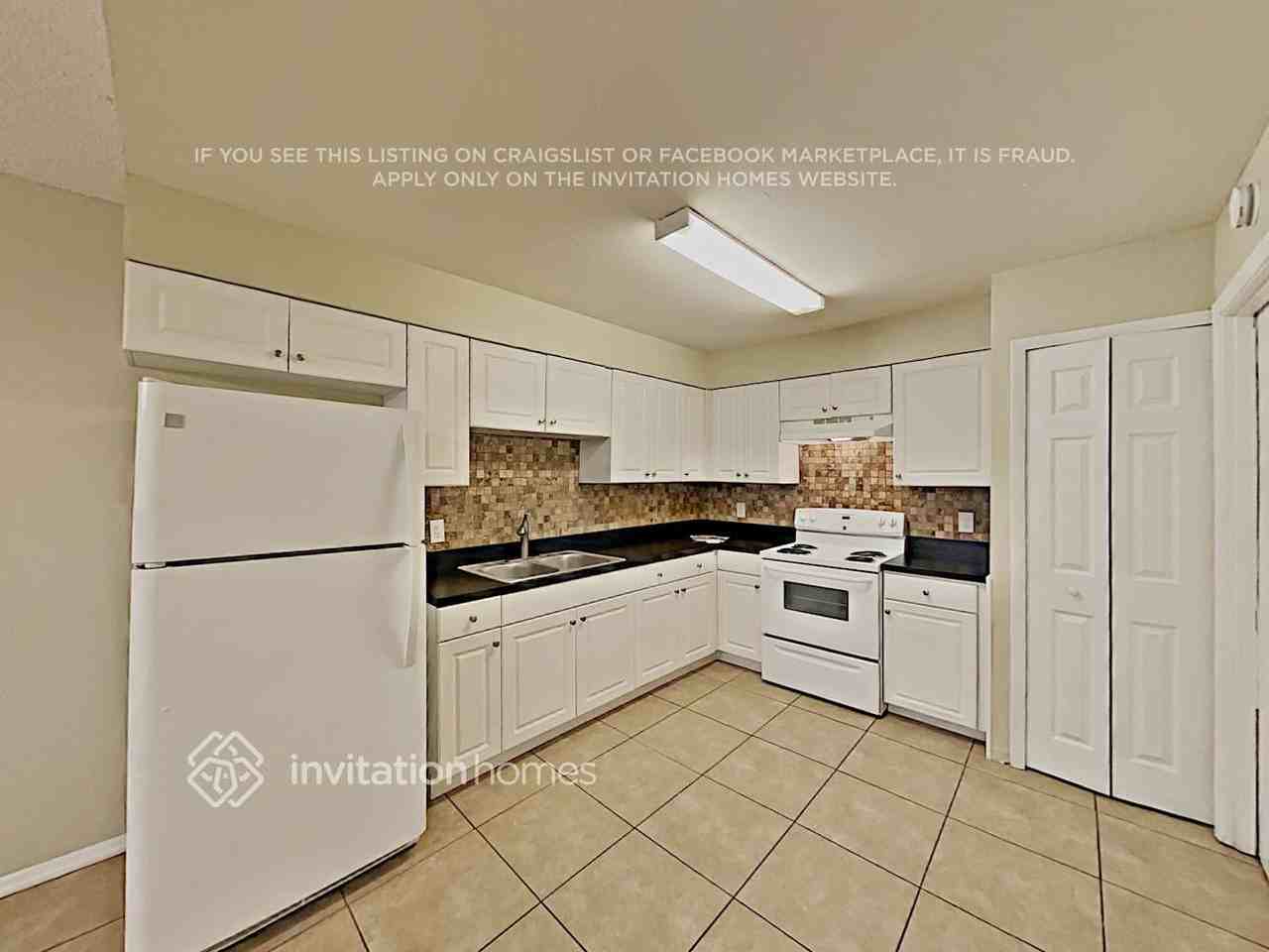 6829 Compass Ct - Photo 7 of 17
