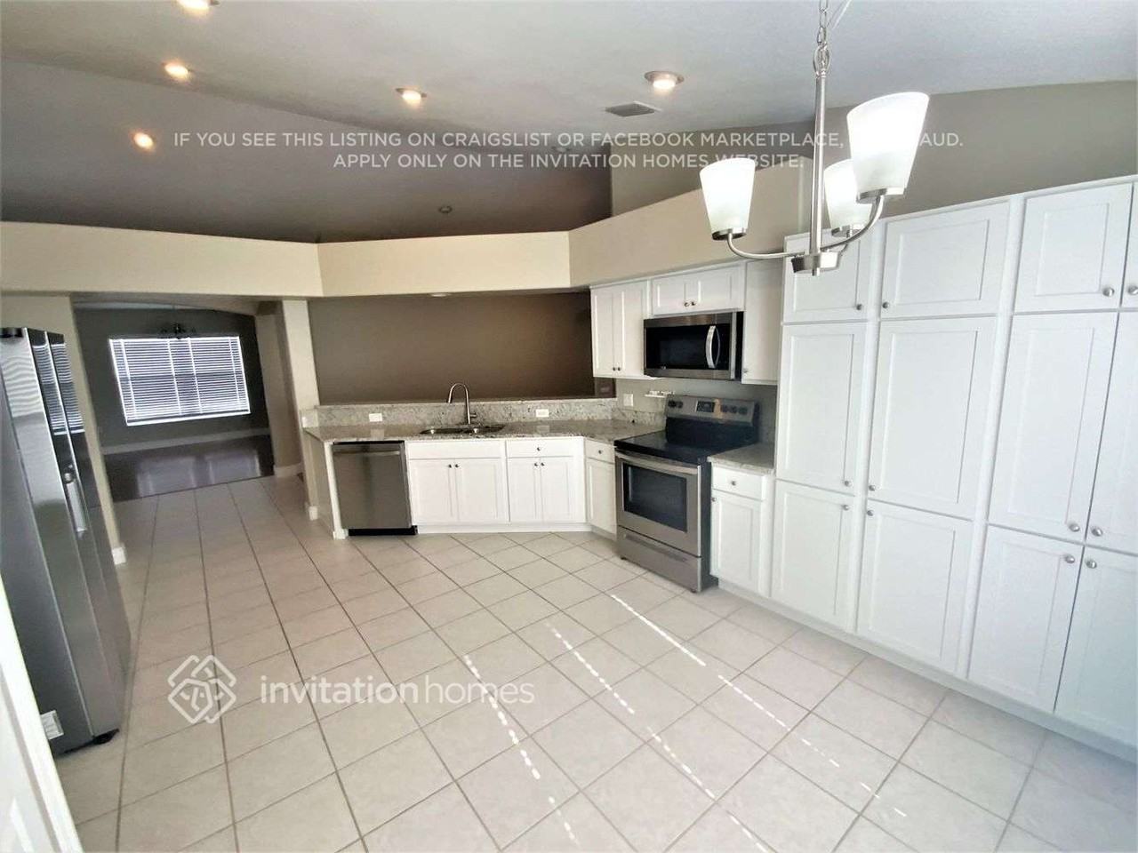 2760 Madrigal Ln - Photo 4 of 14