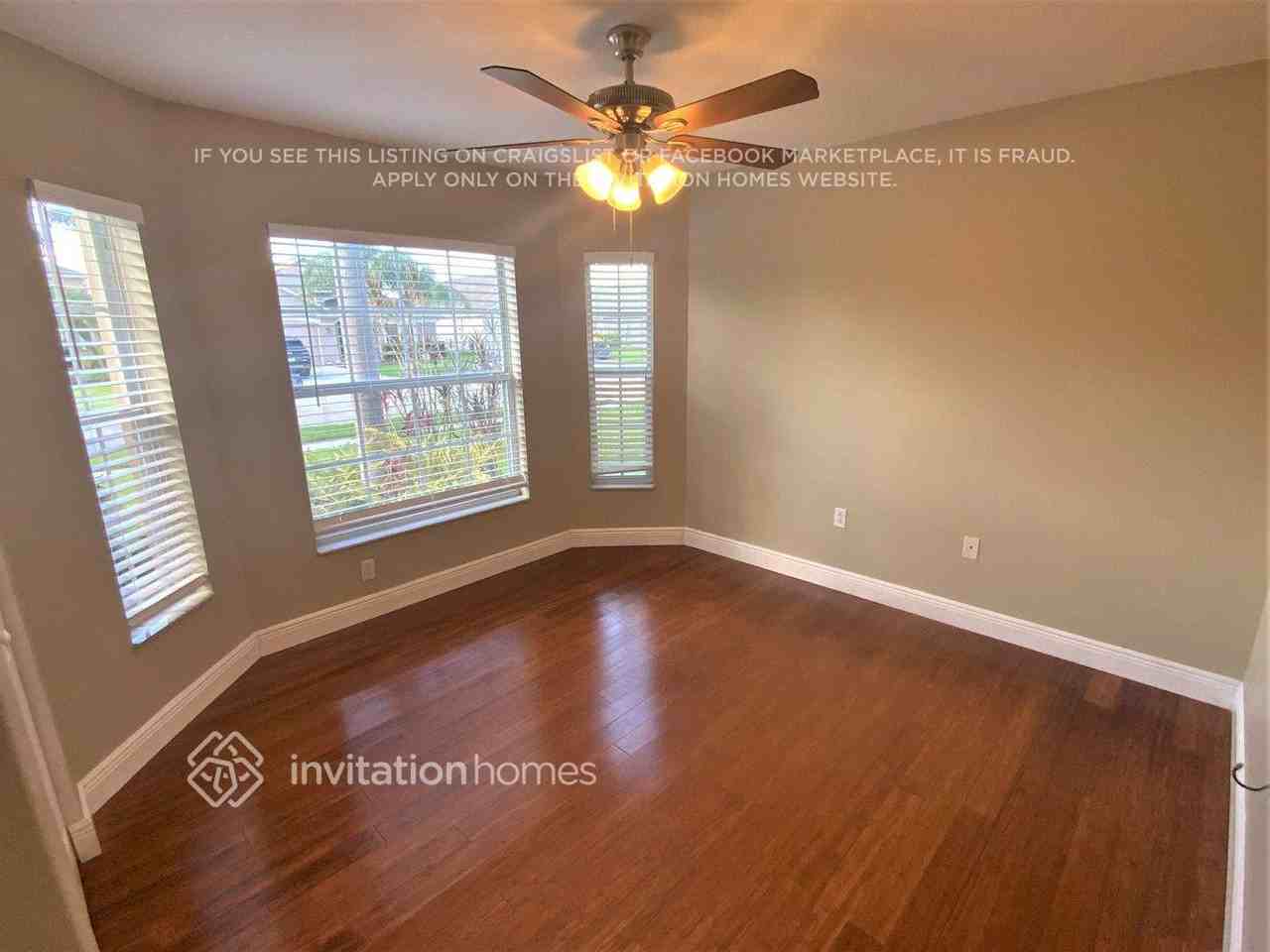 2760 Madrigal Ln - Photo 7 of 14