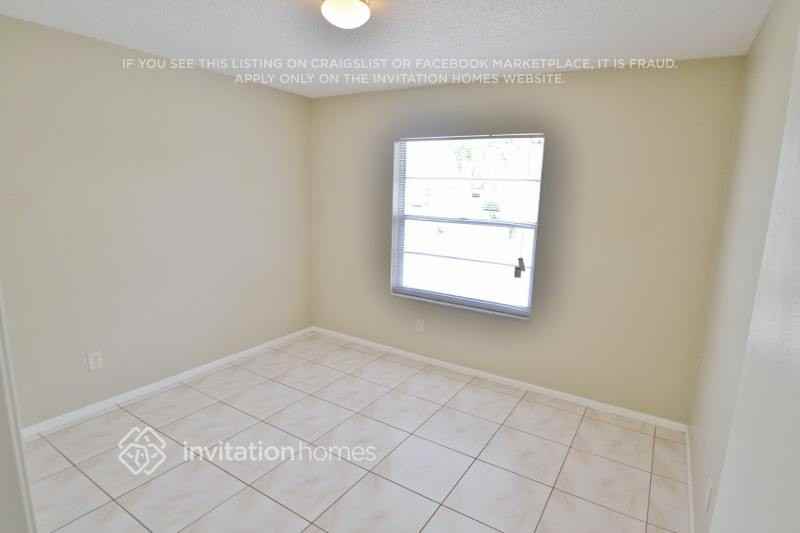 2821 Saffron Dr - Photo 6 of 13