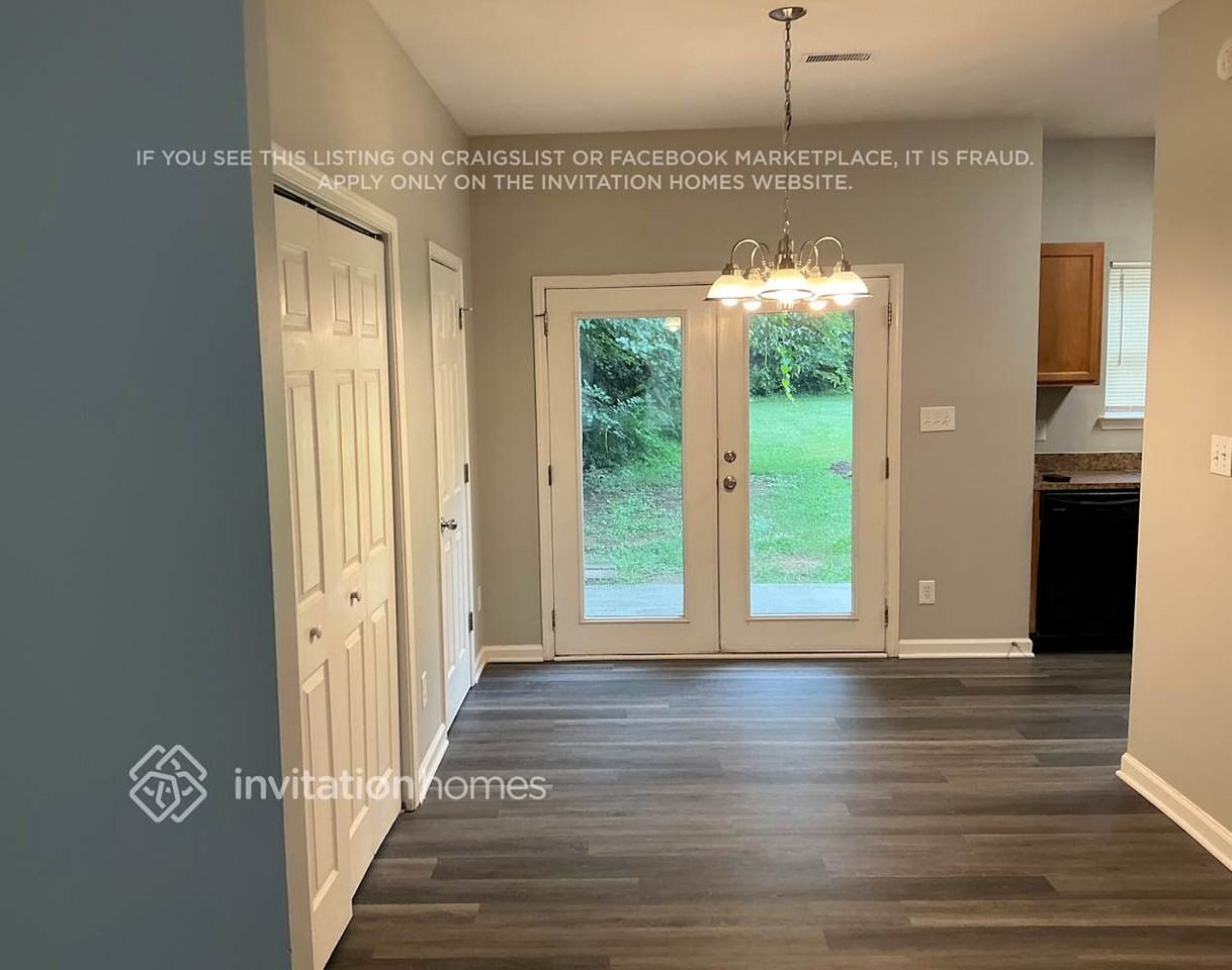 1710 Dallas Ave - Photo 6 of 13