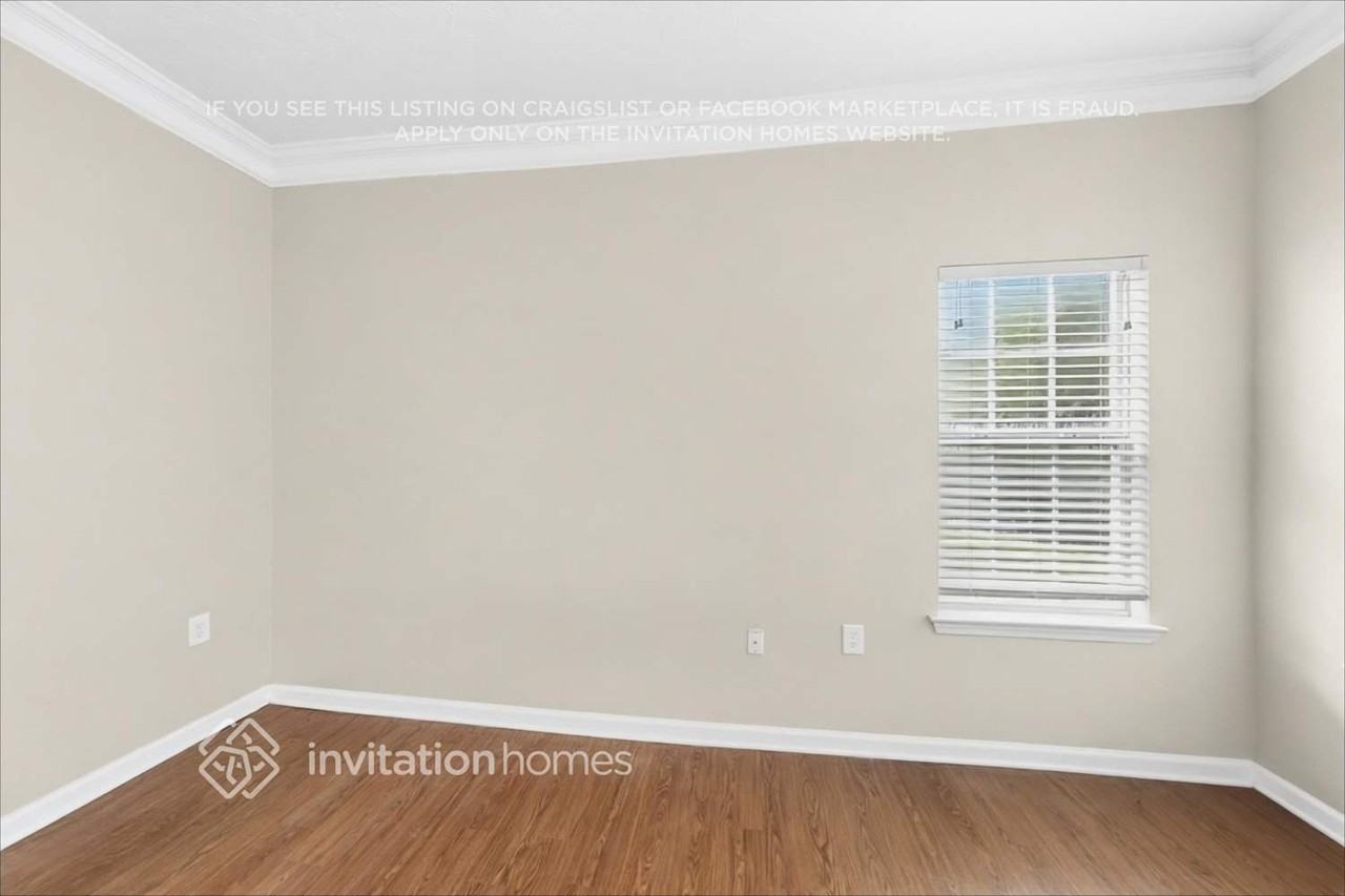 2429 Napa Valley Dr - Photo 5 of 22