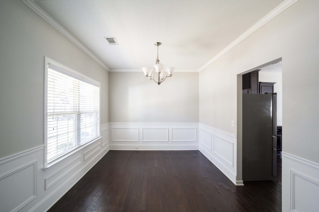 7311 San Vista Dr #1 - Photo 3 of 25