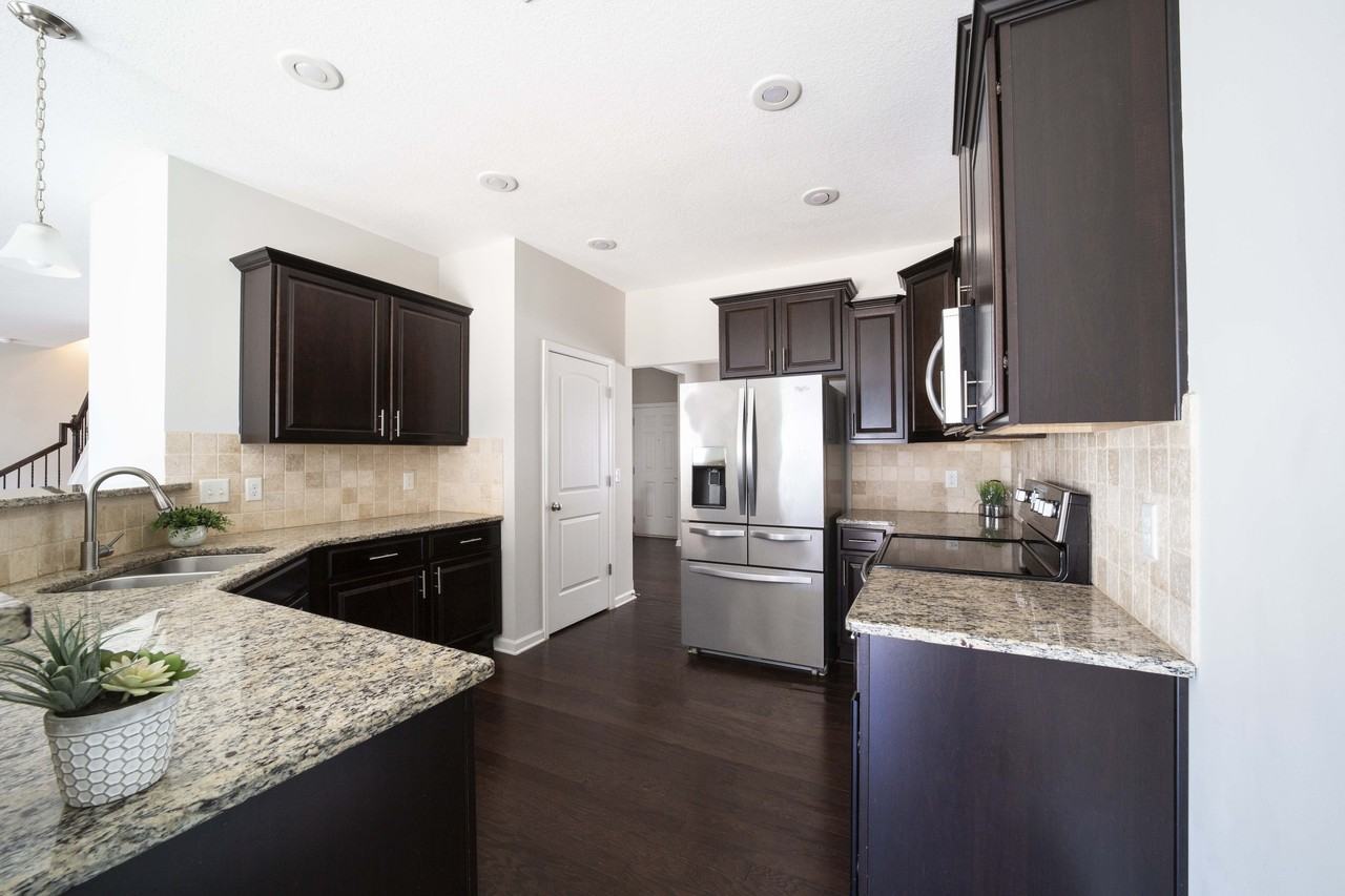 7311 San Vista Dr #1 - Photo 7 of 25
