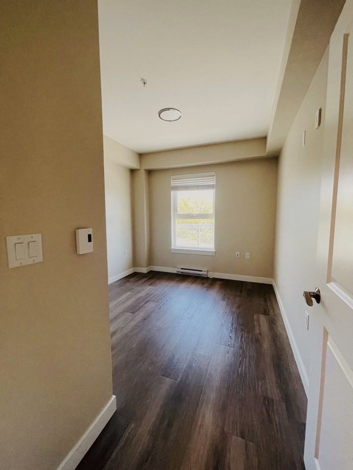 75 Southwest Marine Drive #410 - Photo 6 of 10