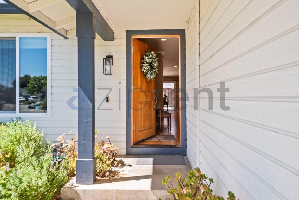 2211 Fountain Oaks Dr - Photo 4 of 32