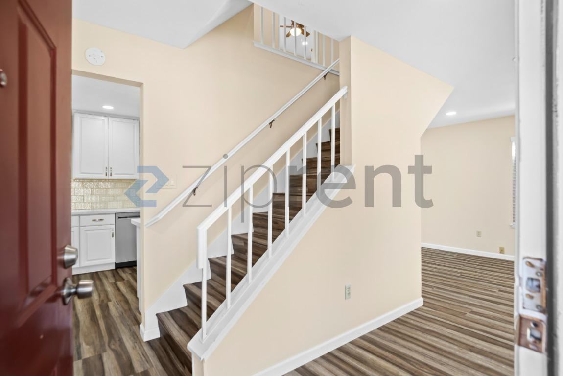 426 King Ave - Photo 5 of 25