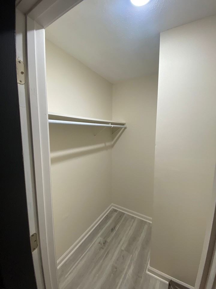 100 Fieldcrest Dr #1 - Photo 2 of 40