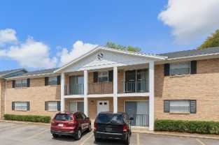 5985 Windsor Forest DriveUnit - 14 - Photo 1 of 1