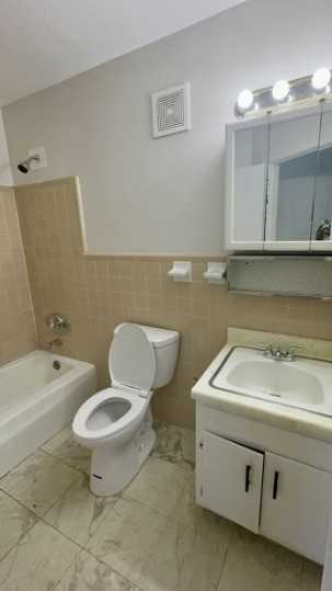 5985 Windsor Forest DriveUnit - 14 #5985-14 - Photo 6 of 8