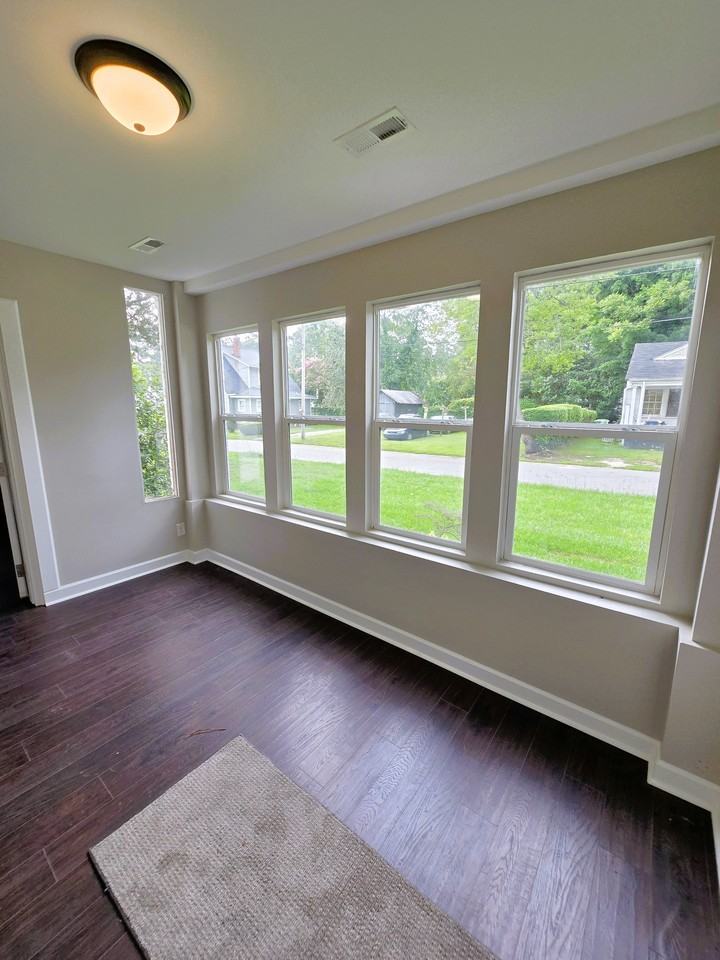 225 Bond St #1 - Photo 5 of 29