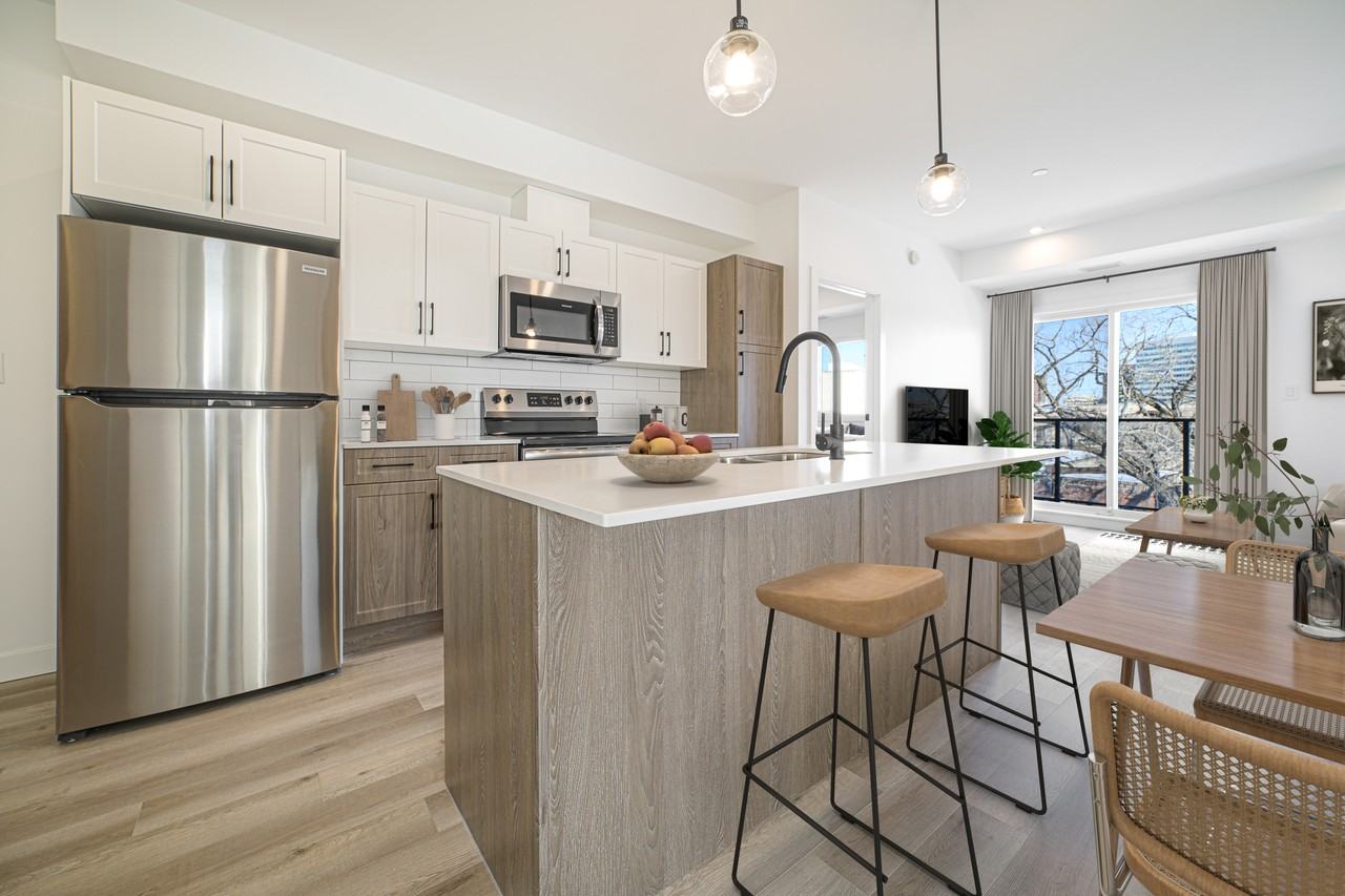196 Colony Street - Photo 5 of 35