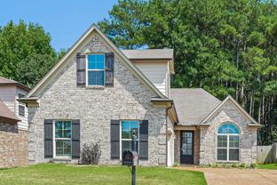 5798 Bedford Loop W - Photo 1 of 1