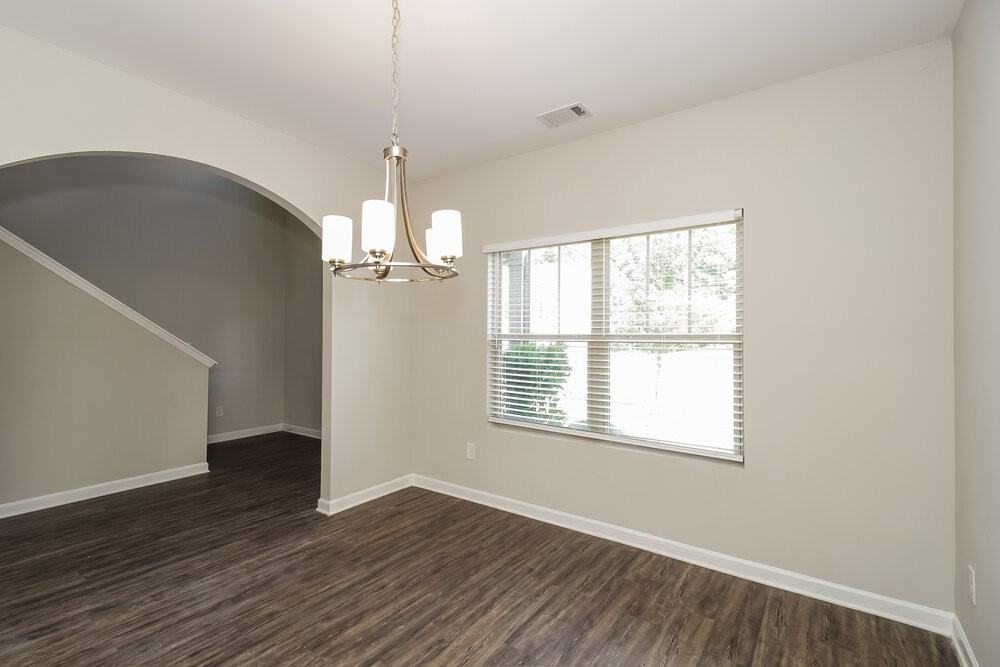 357 Daffodil Dr - Photo 6 of 17