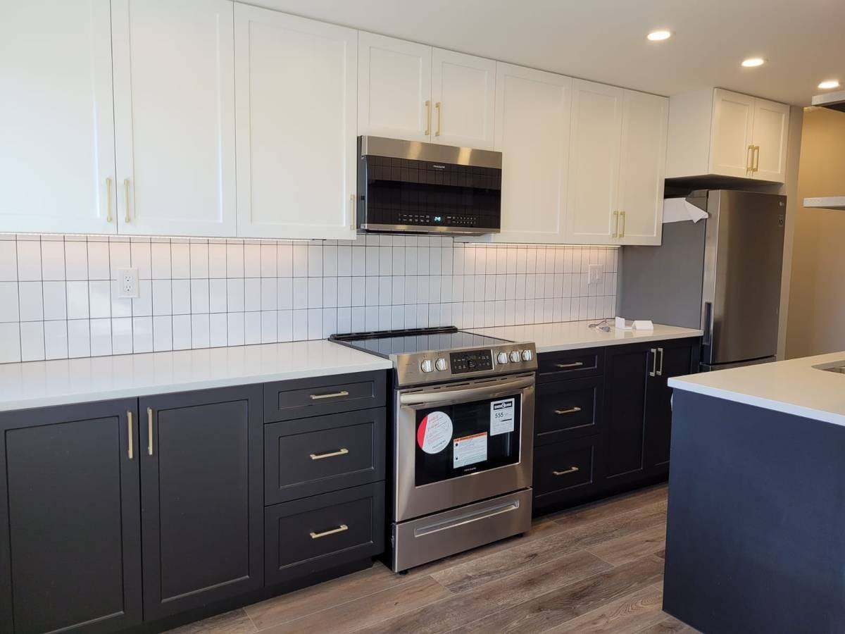 121 West 21st Street #110 - Photo 2 of 18