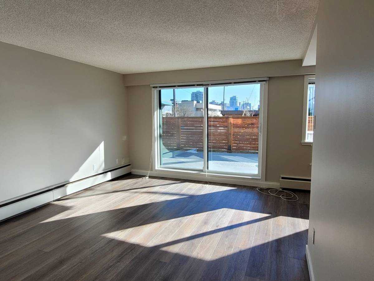 121 West 21st Street #110 - Photo 6 of 18