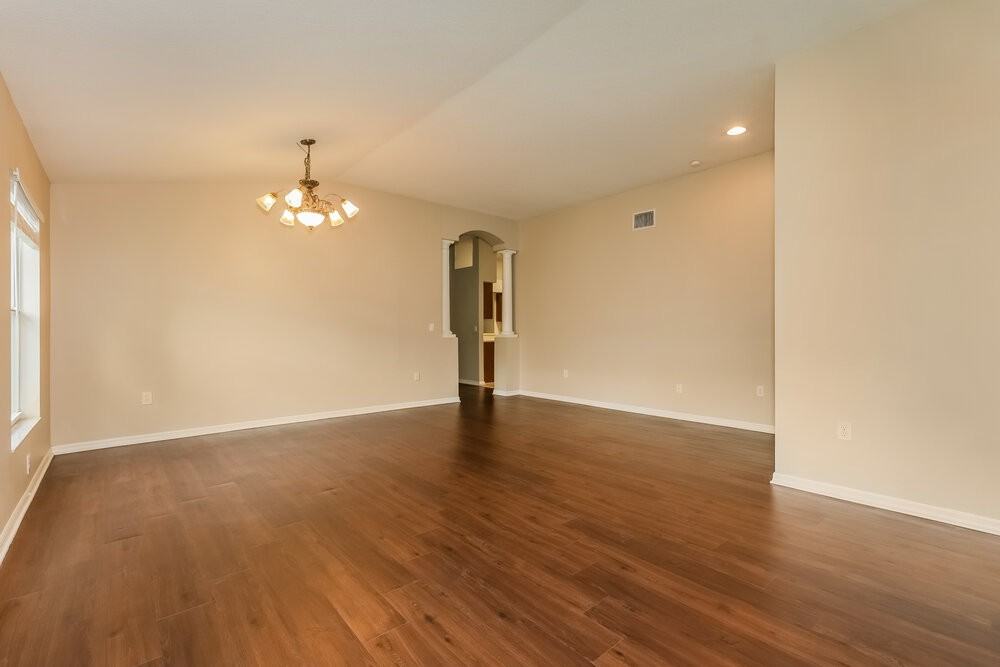 812 Lesa Glen Pl - Photo 3 of 16
