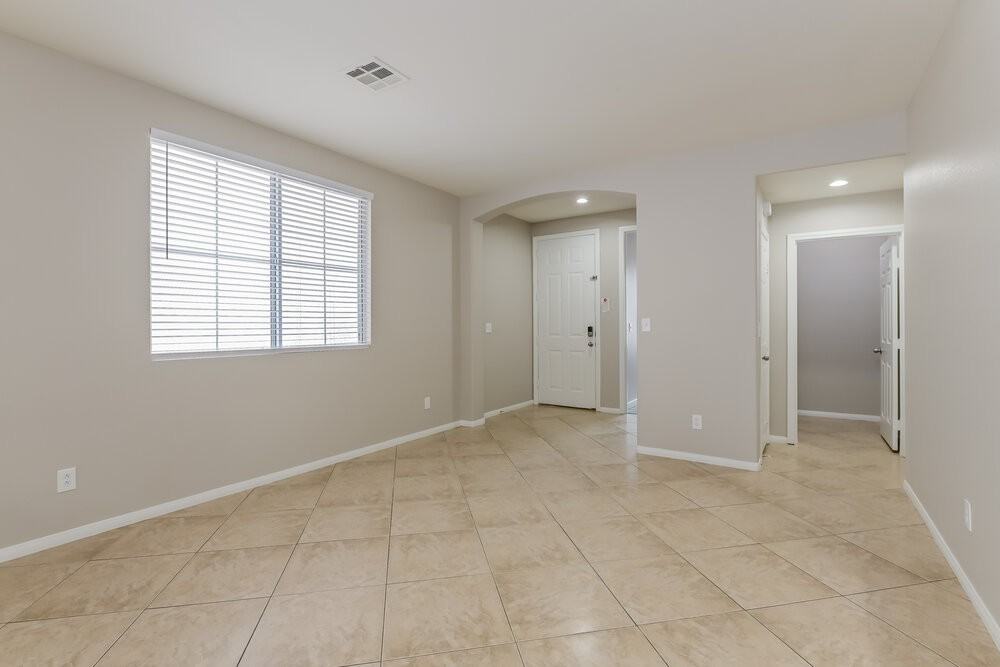 9184 Cazador St - Photo 4 of 16