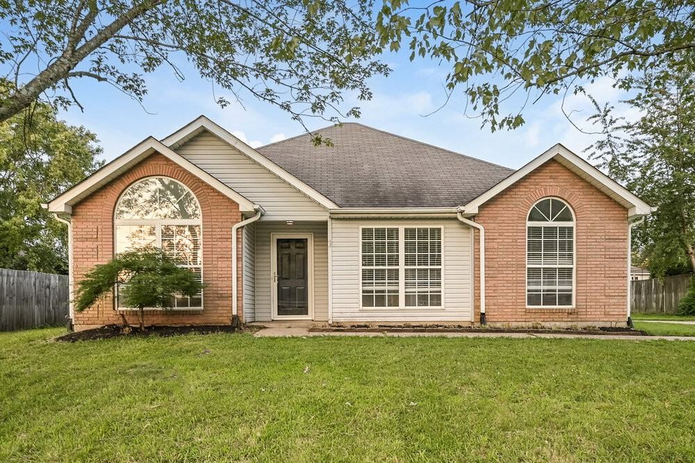 2204 Joann Dr