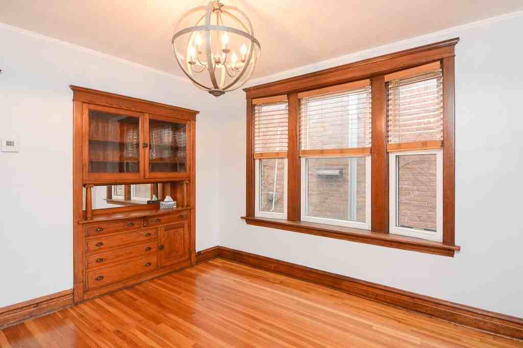 3511 N Western Ave #1 - Photo 5 of 21
