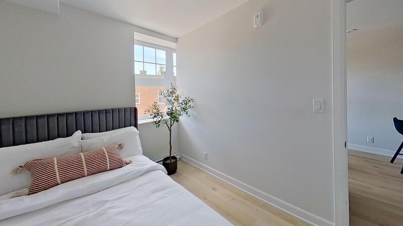 658 Somerset St W #306 - Photo 3 of 18