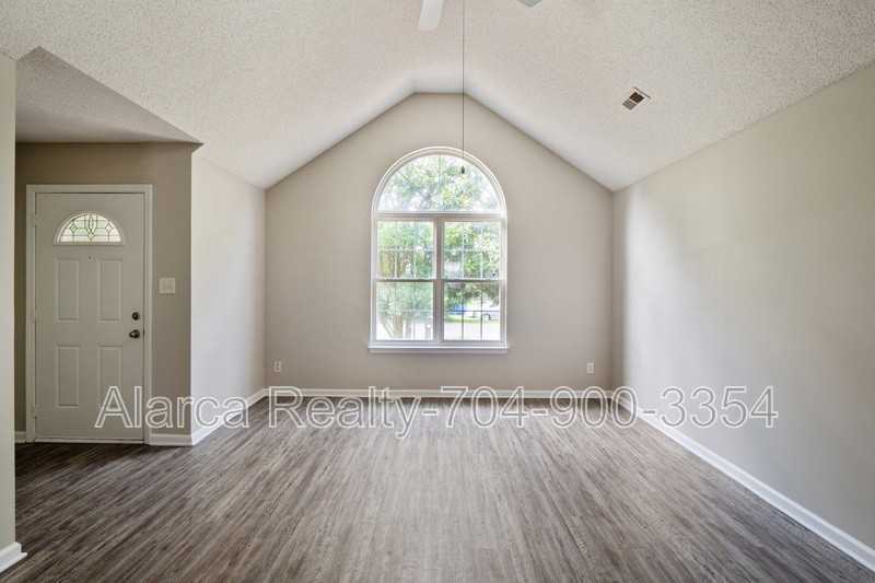 6532 David Ave - Photo 2 of 19