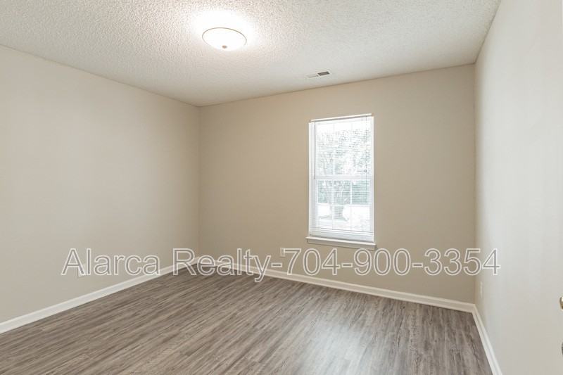 6532 David Ave - Photo 7 of 19