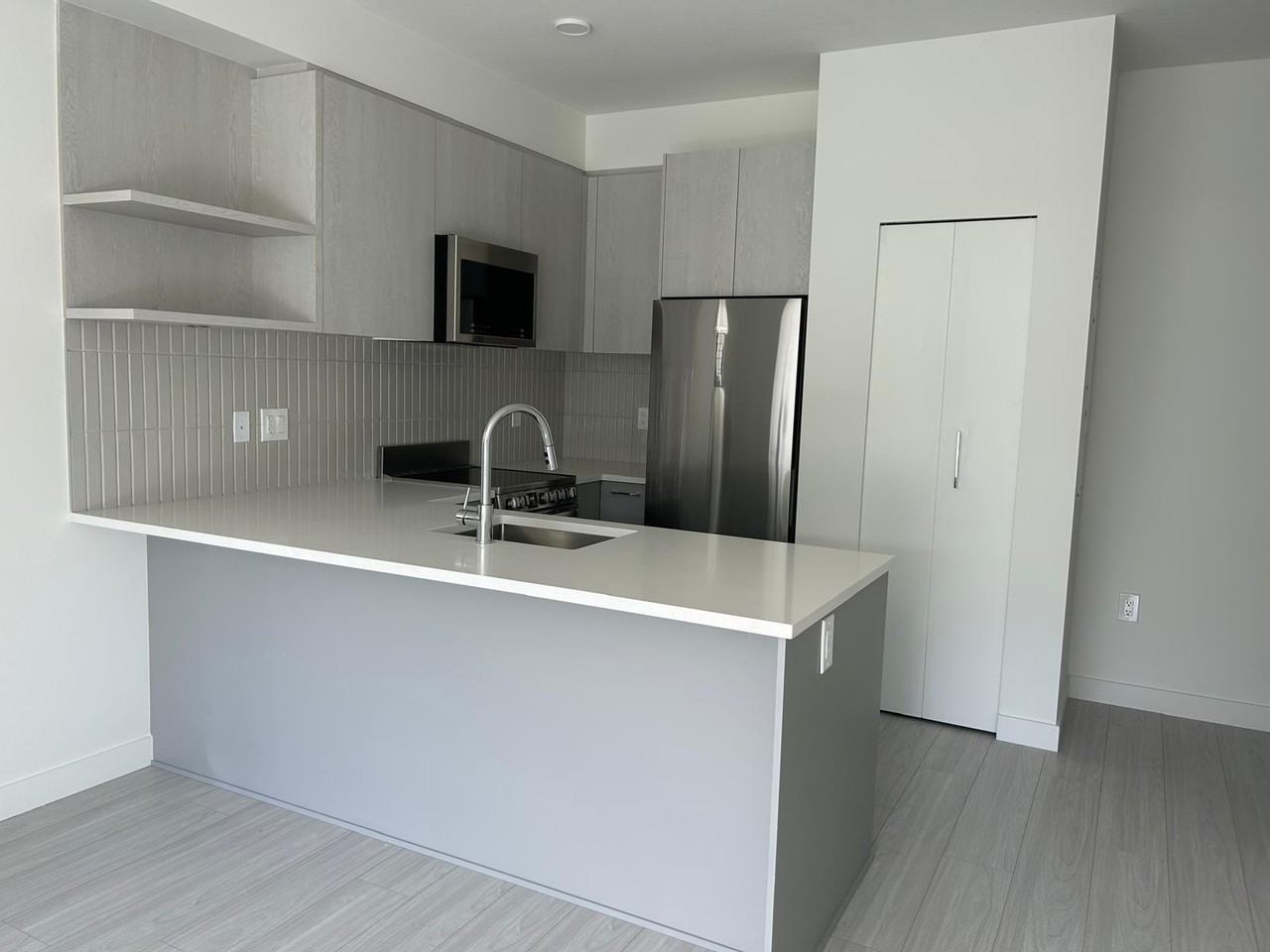 2425 166 Street #113 - Photo 5 of 20