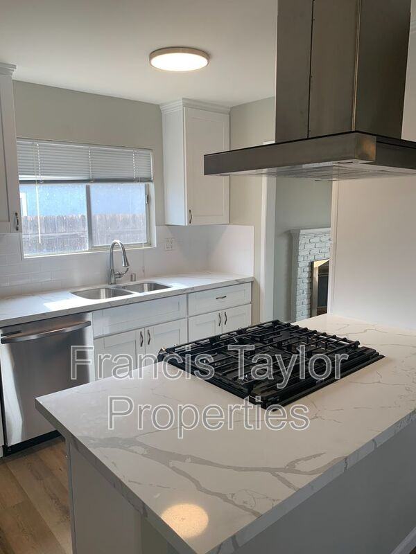 909 Daisy St - Photo 5 of 7