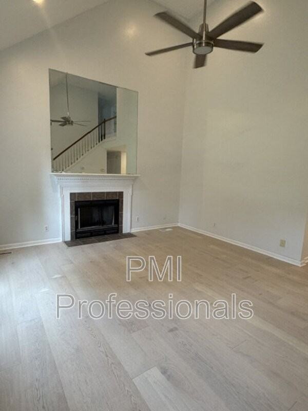 112 Buena Vista Ct - Photo 4 of 16