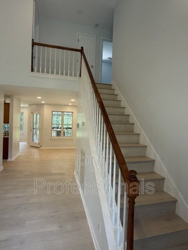 112 Buena Vista Ct - Photo 5 of 16