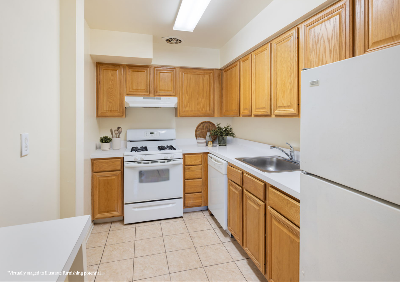 170 Lakeside - Photo 3 of 22