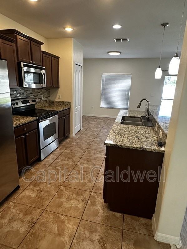10503 White Peacock Pl - Photo 5 of 13