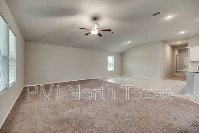4544 Hemingway Ave - Photo 4 of 19