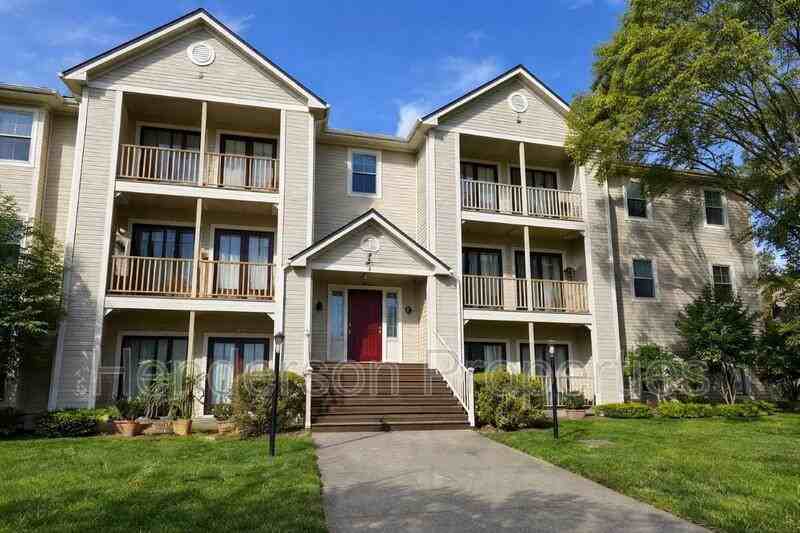 6125 Meadow Rose Ln - Photo 3 of 17