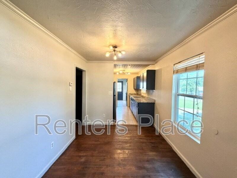 4308 E 4th Pl - Photo 4 of 24