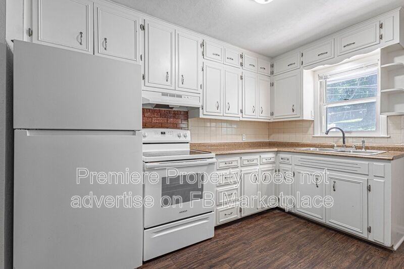 1707 S Glenwood Ave - Photo 4 of 12