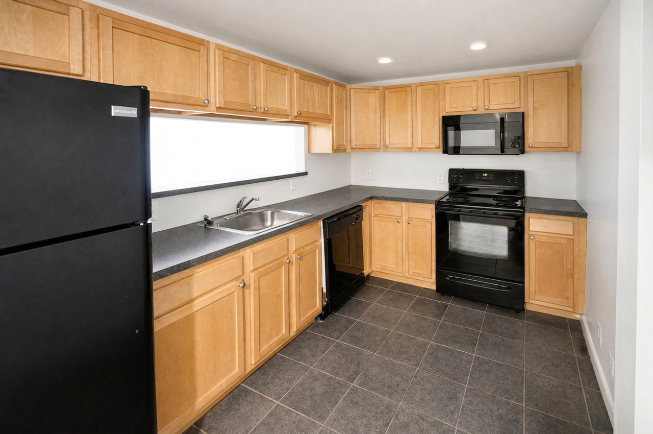 Penn Hall Apartments - Photo 3 of 22