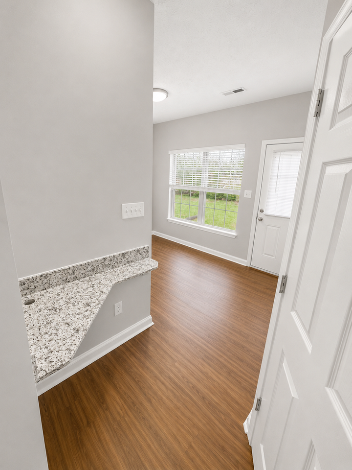 Wyndamere Apartments - WYN - Photo 6 of 24
